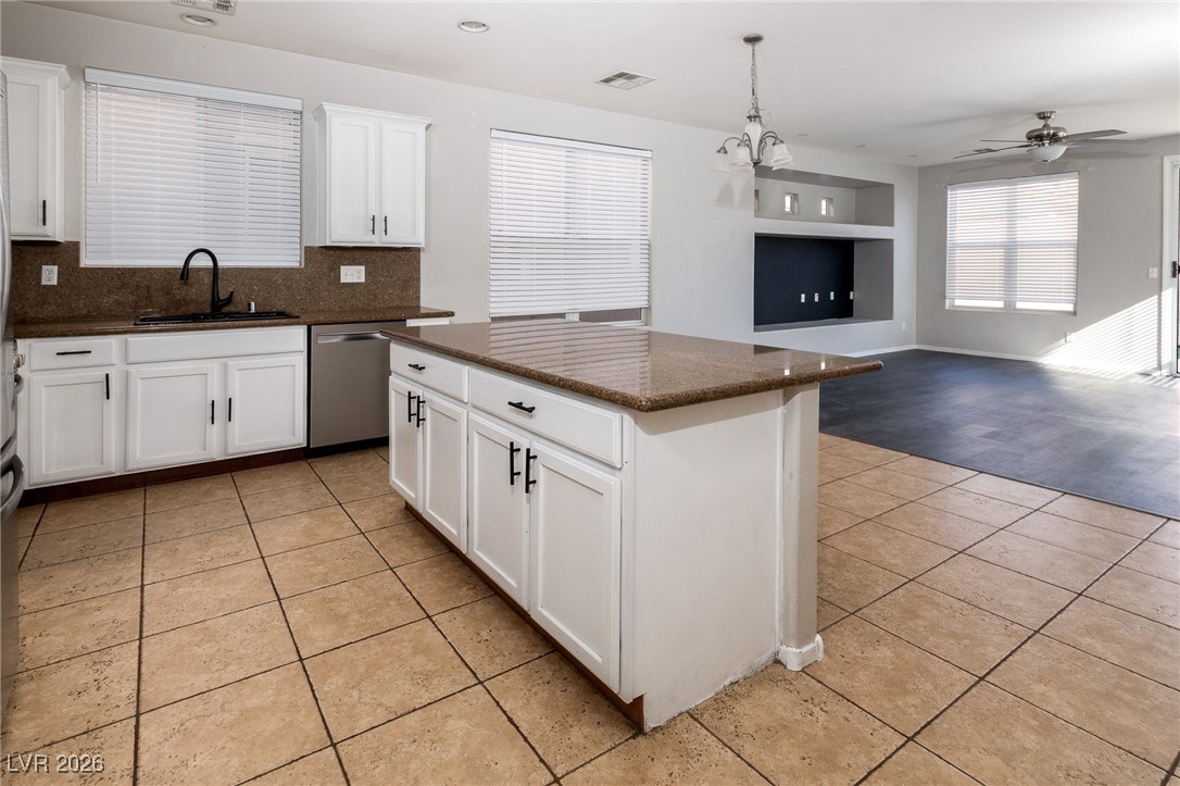 5866 Hollingshed Court North Las Vegas NV 89081