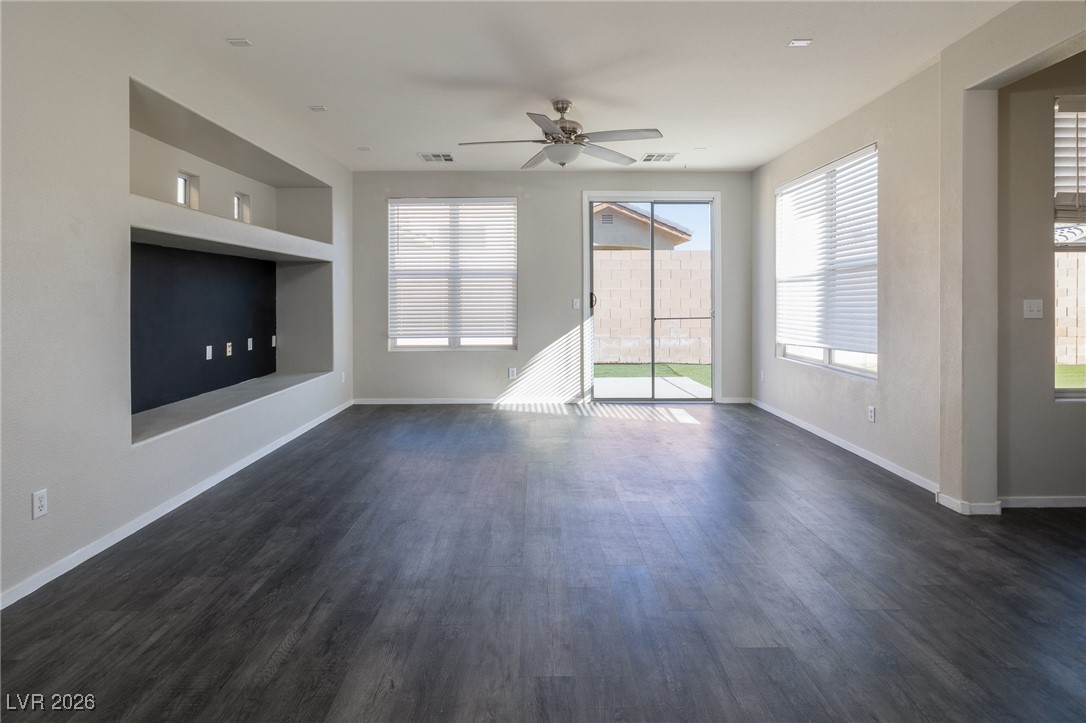 5866 Hollingshed Court North Las Vegas NV 89081