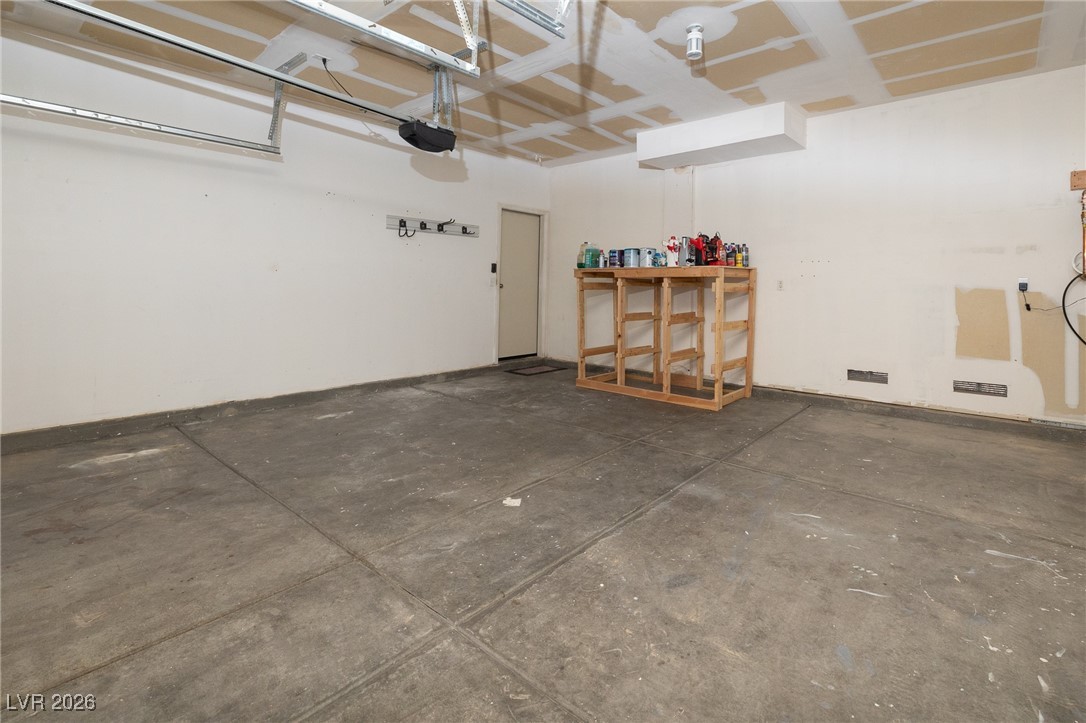 5866 Hollingshed Court North Las Vegas NV 89081