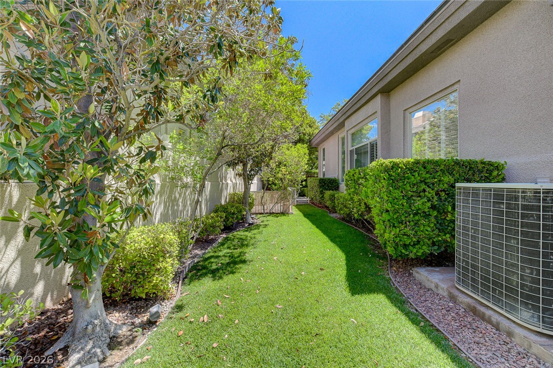 204 Valiente Street Las Vegas NV 89144
