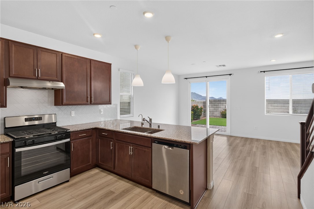 9814 Alpine Style Drive Las Vegas NV 89166