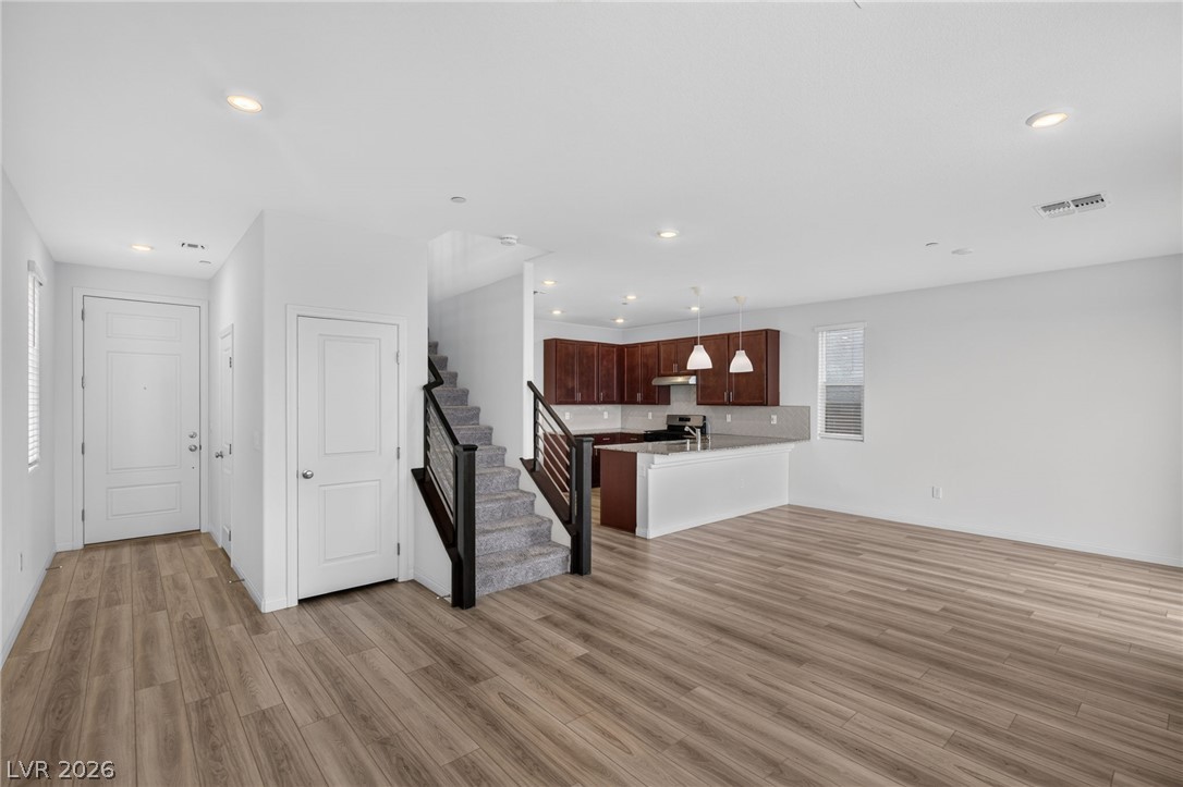 9814 Alpine Style Drive Las Vegas NV 89166