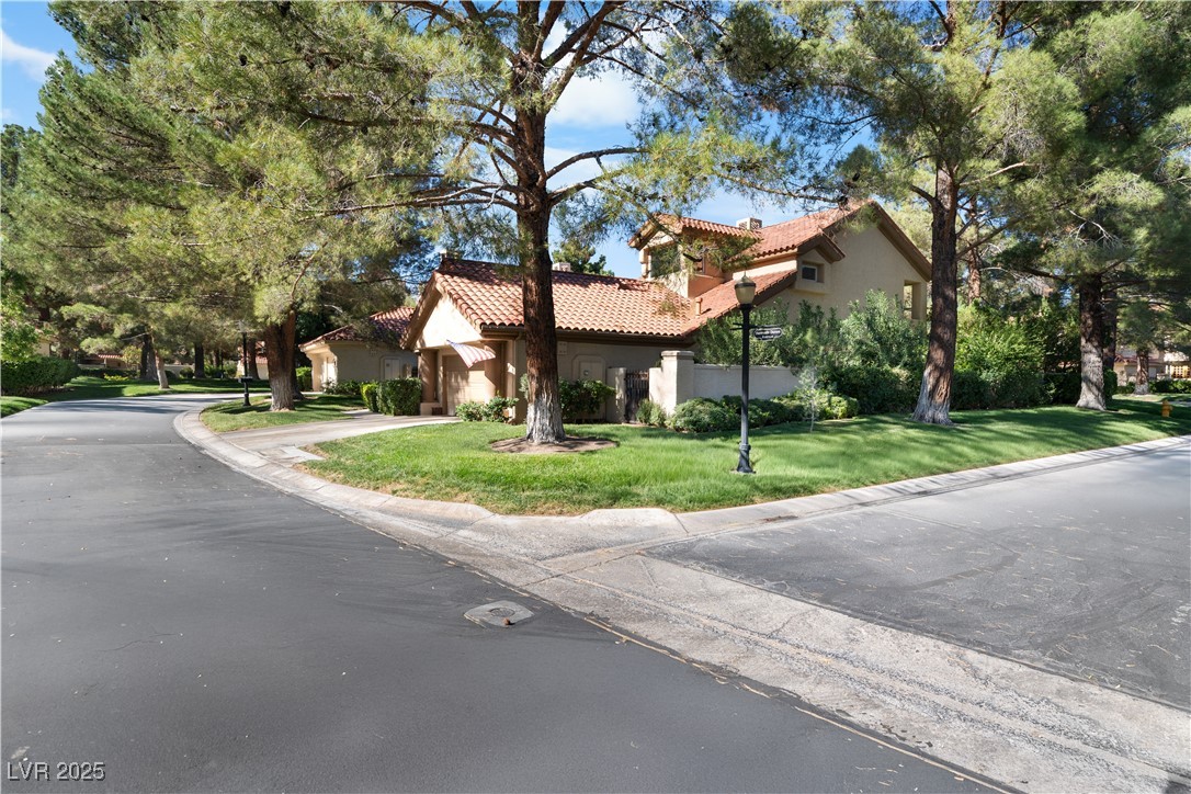 7960 Bermuda Dunes Avenue Las Vegas NV 89113