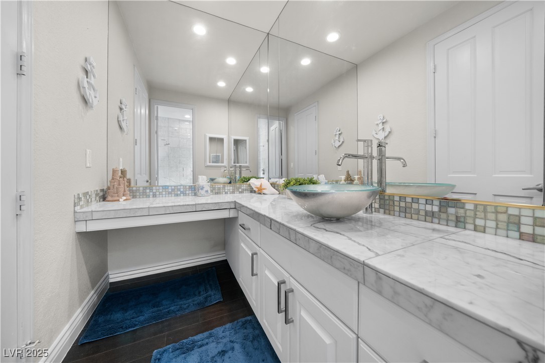 7960 Bermuda Dunes Avenue Las Vegas NV 89113