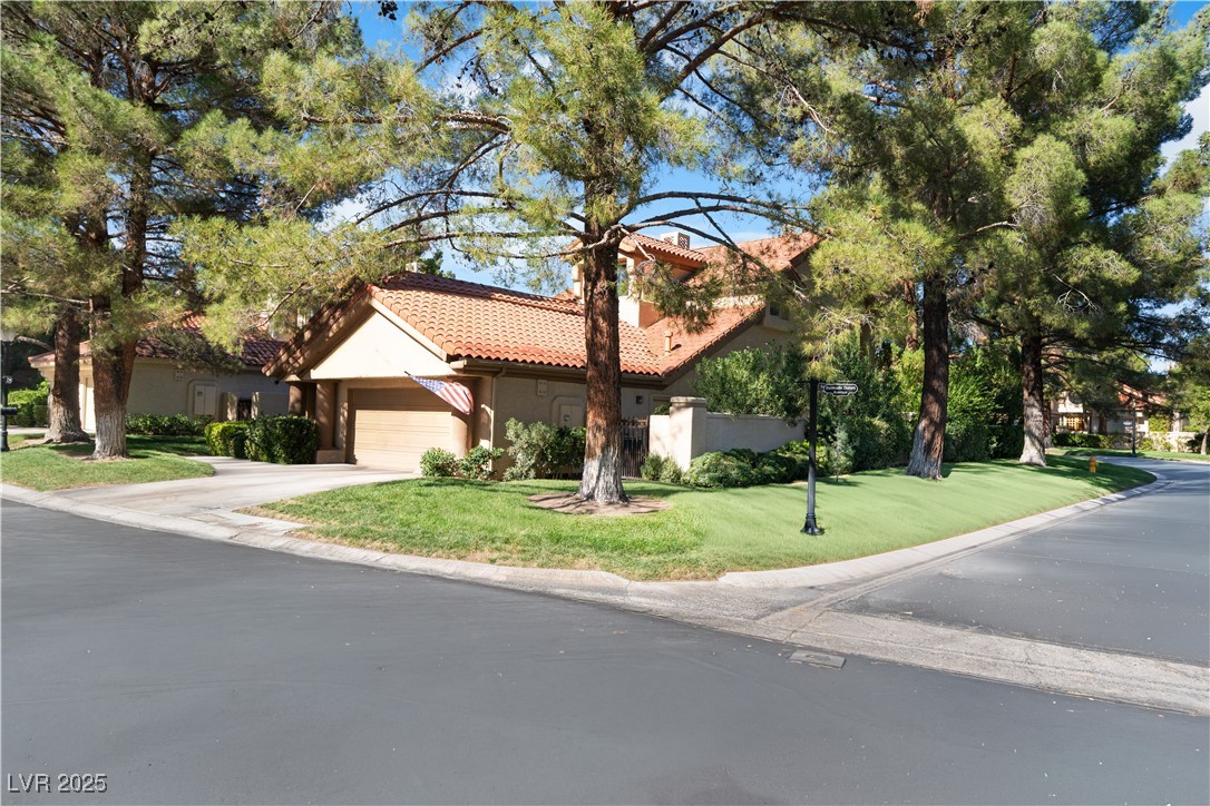 7960 Bermuda Dunes Avenue Las Vegas NV 89113