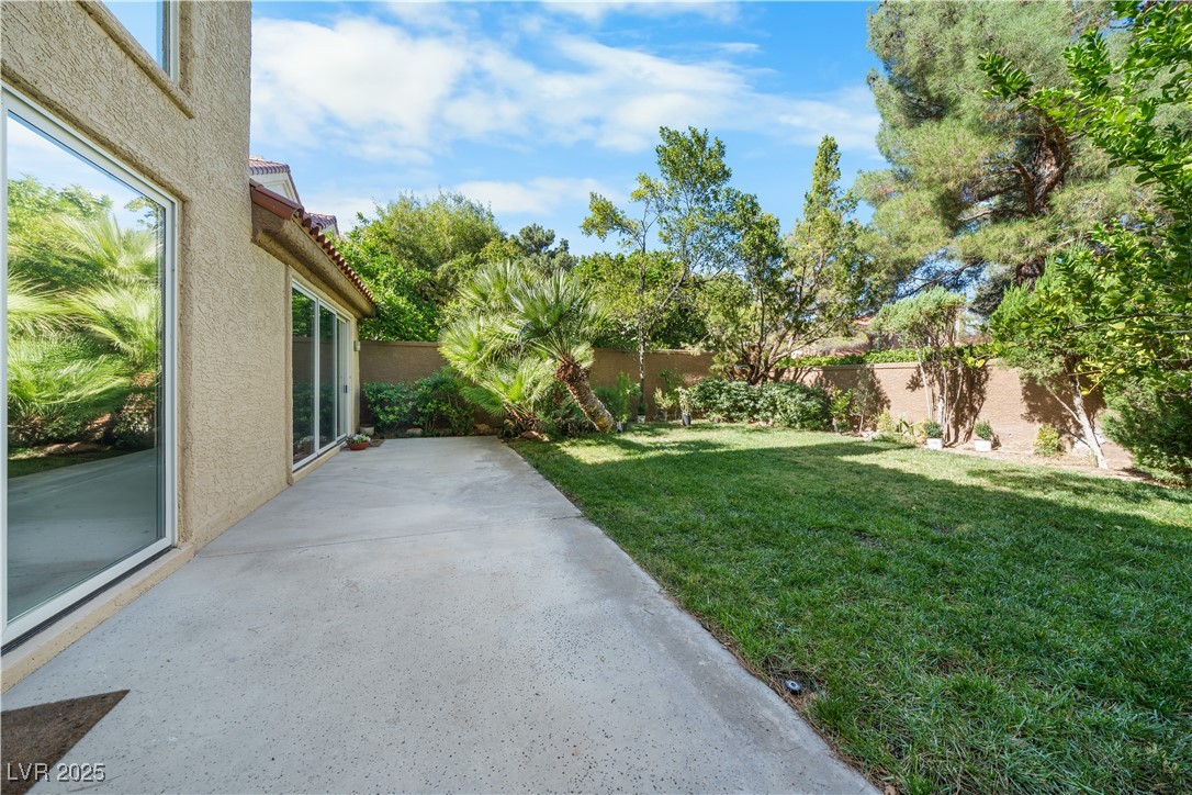 7960 Bermuda Dunes Avenue Las Vegas NV 89113