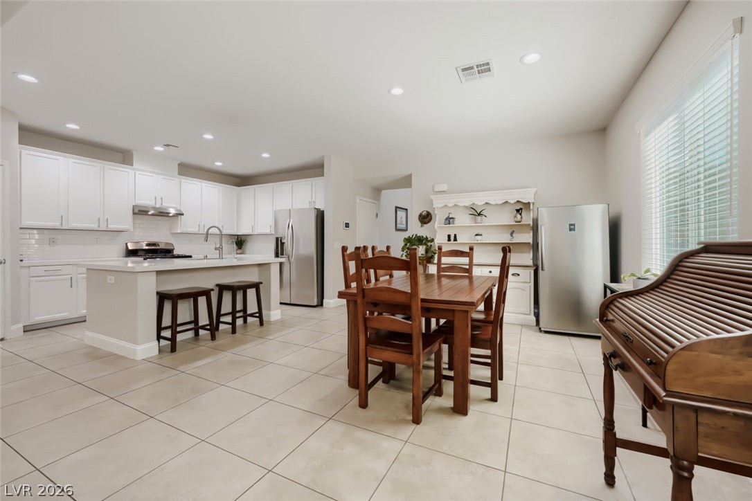 7931 Dell Ridge Avenue Las Vegas NV 89179