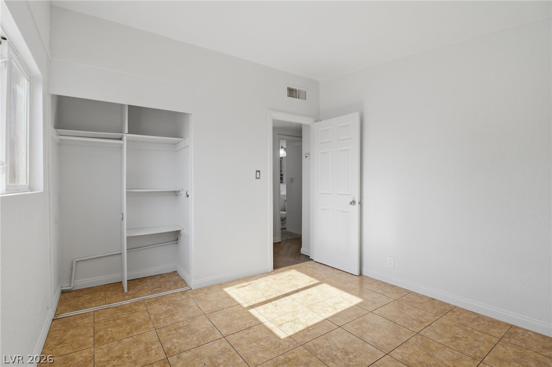 2843 Flower Avenue North Las Vegas NV 89030