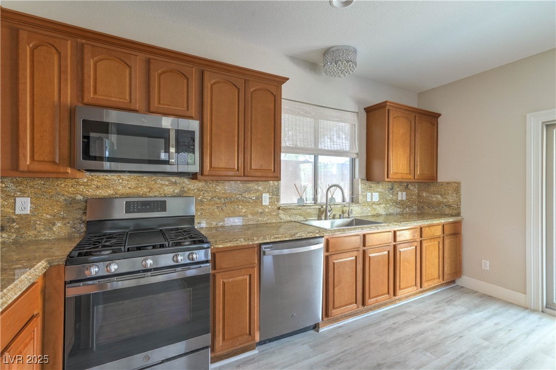 8021 Dancing Springs Street Las Vegas NV 89143