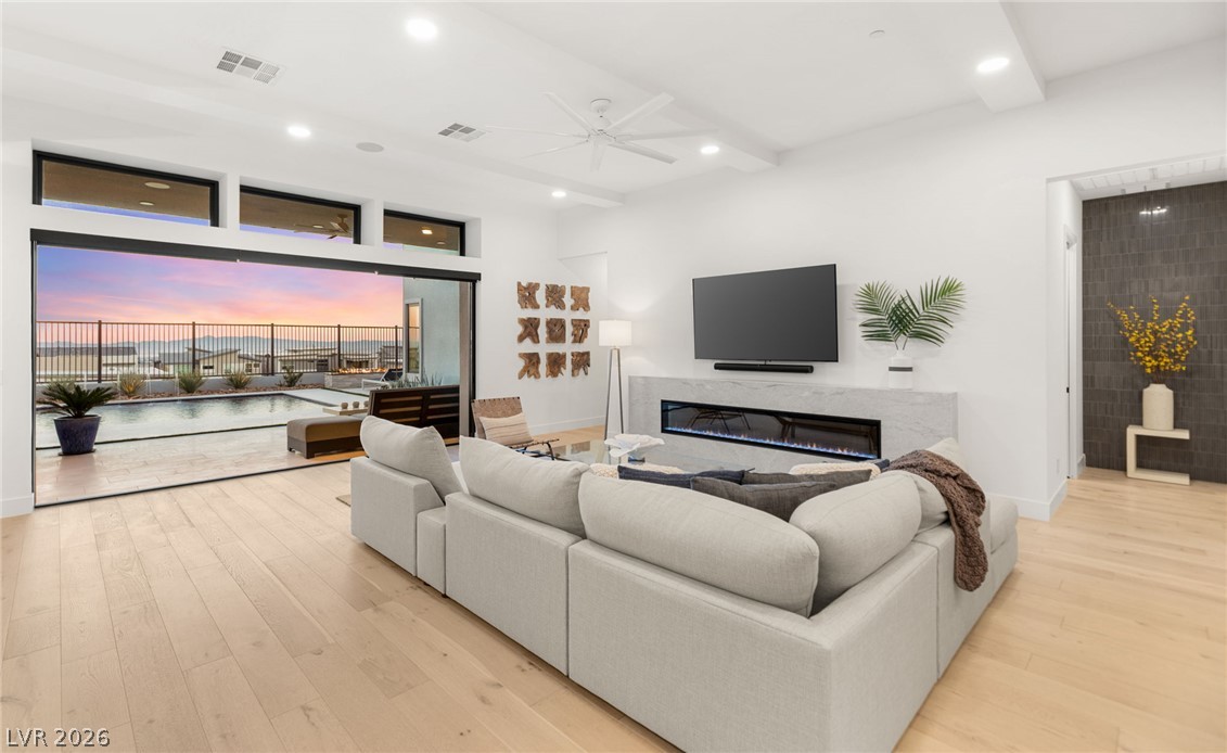 508 Vista Sunset Avenue Las Vegas NV 89138