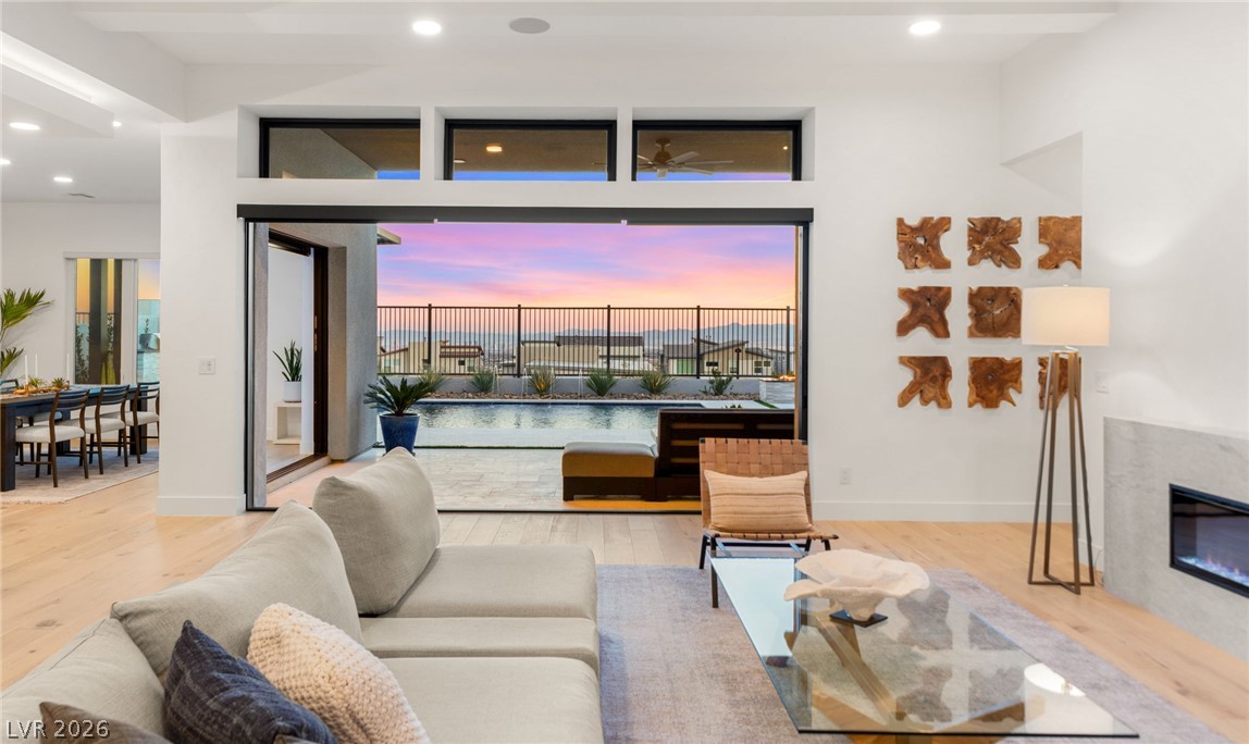 508 Vista Sunset Avenue Las Vegas NV 89138