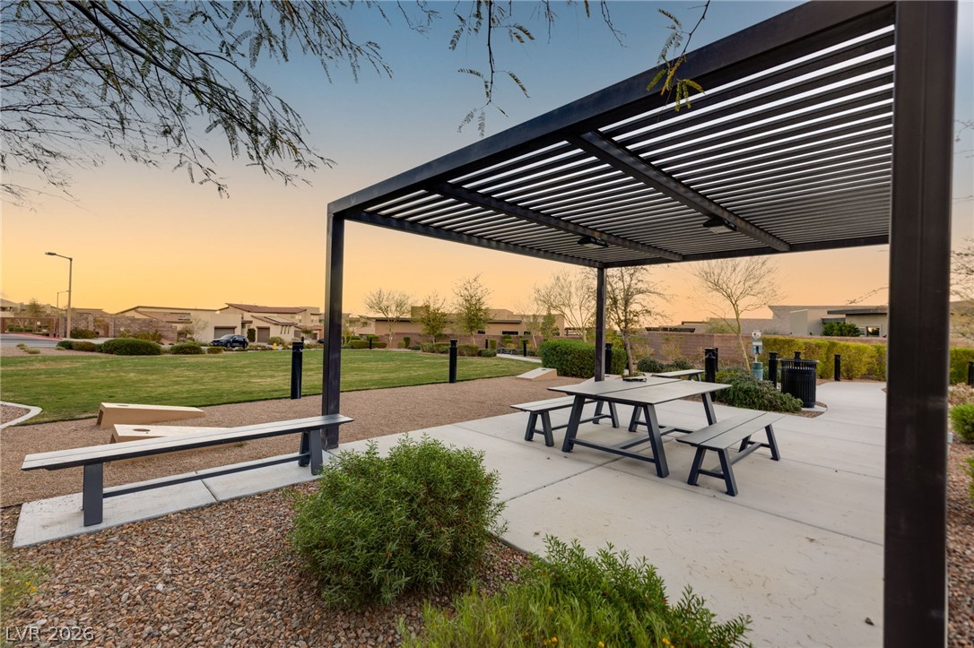 508 Vista Sunset Avenue Las Vegas NV 89138