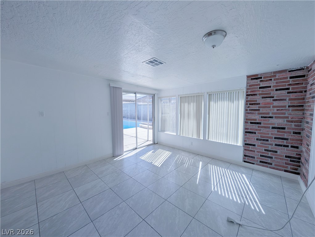 3667 Descanso Street Las Vegas NV 89121