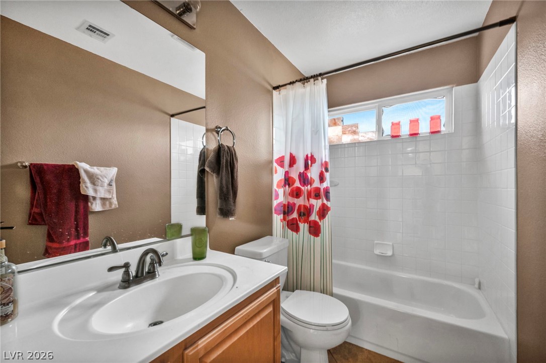8212 Dusty Valley Court Las Vegas NV 89131
