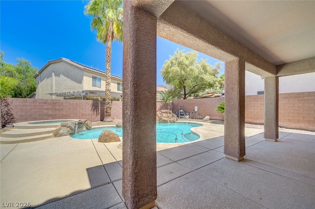 2556 Chateau Clermont Street Henderson NV 89044