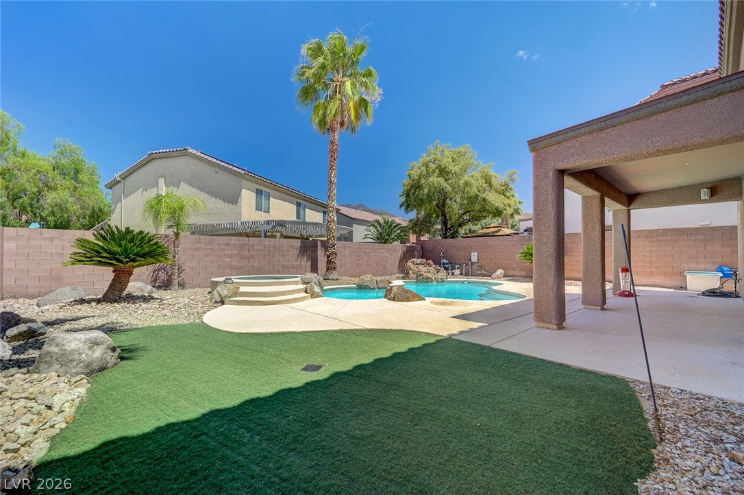 2556 Chateau Clermont Street Henderson NV 89044