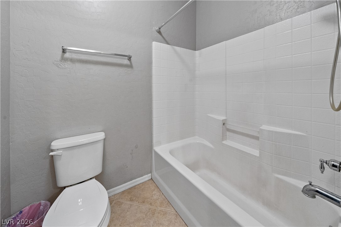 6824 Rolling Oaks Court Las Vegas NV 89131