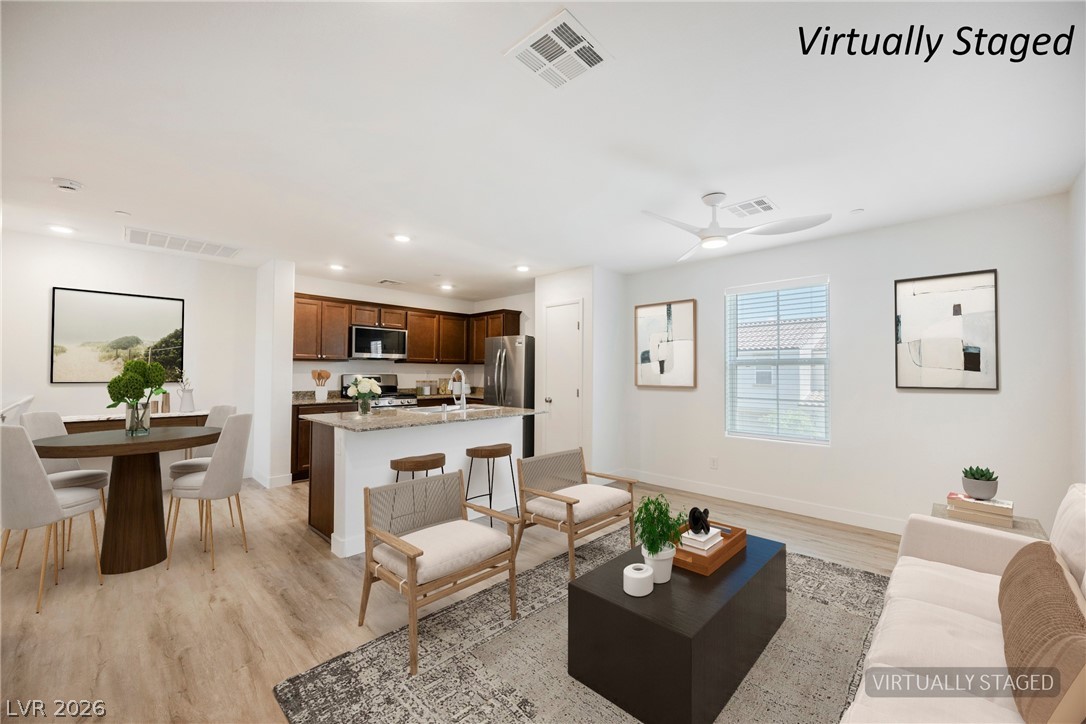 4569 Woolcomber Street Las Vegas NV 89115
