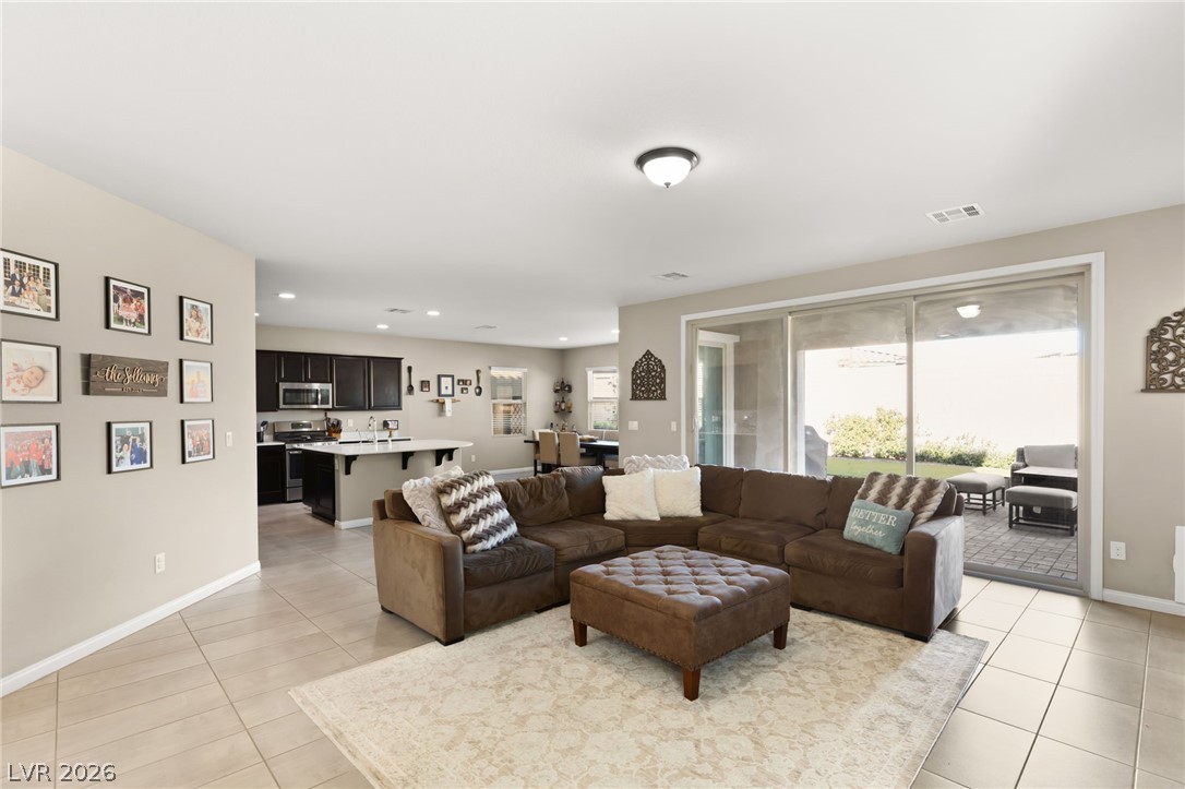 3334 Molinos Drive Las Vegas NV 89141