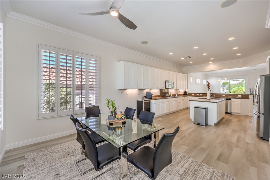 2984 Foxtail Creek Avenue Henderson NV 89052