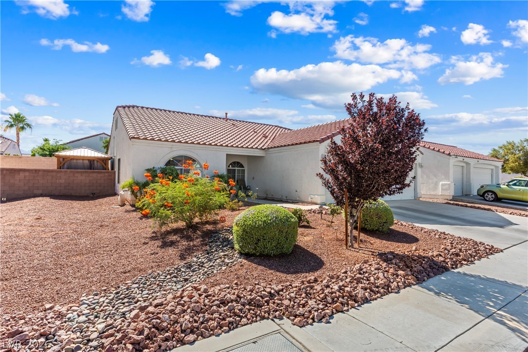 4627 Gleaming Meadows Street North Las Vegas NV 89031