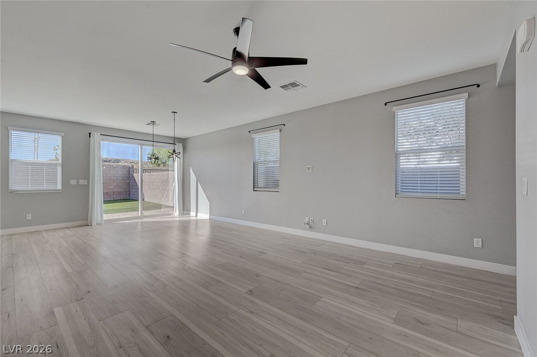 9467 Nottingham Bay Avenue Las Vegas NV 89178