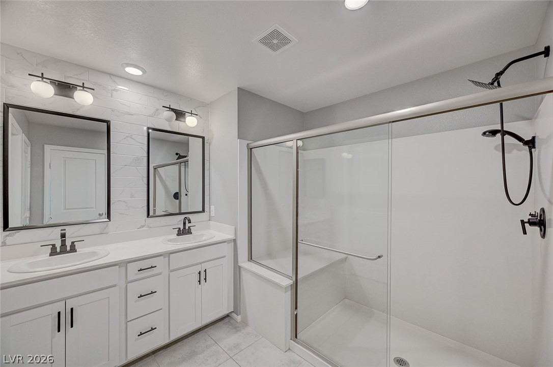 9467 Nottingham Bay Avenue Las Vegas NV 89178