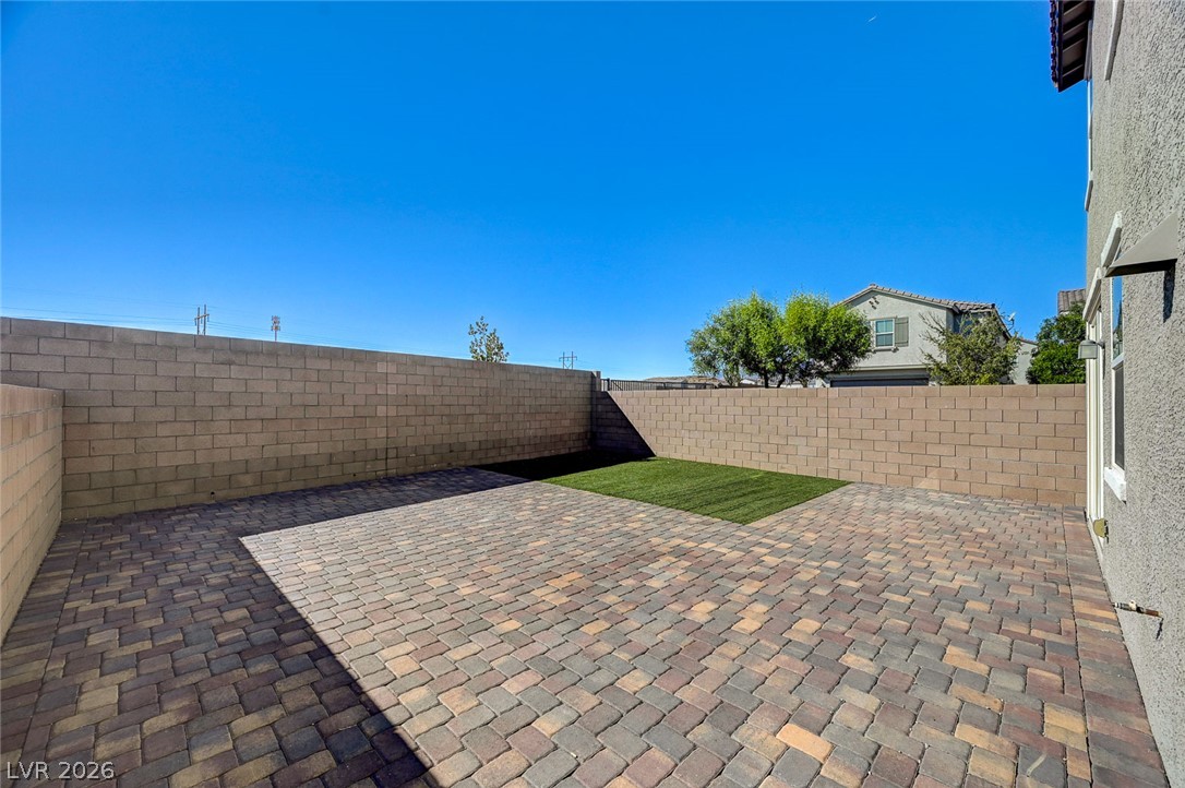 9467 Nottingham Bay Avenue Las Vegas NV 89178