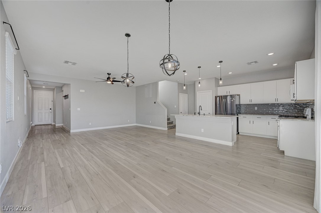 9467 Nottingham Bay Avenue Las Vegas NV 89178