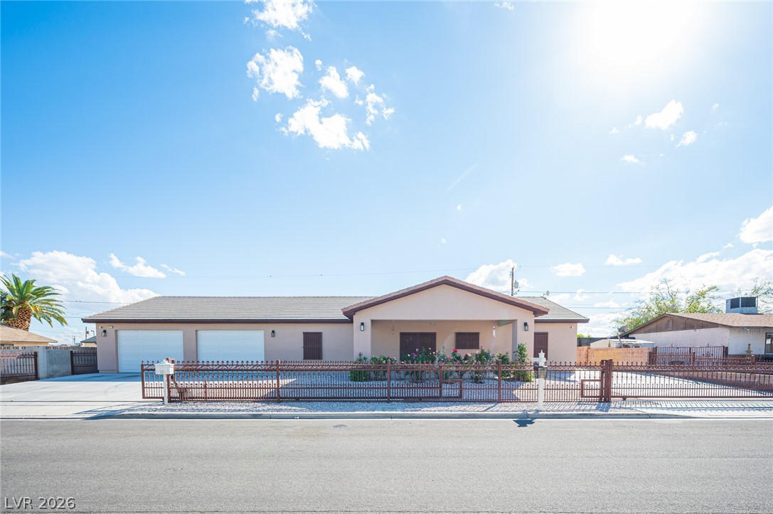 4727 East Boston Avenue Las Vegas NV 89104
