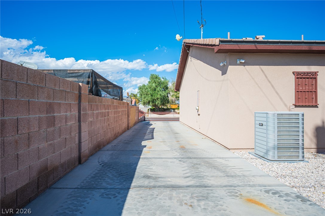4727 East Boston Avenue Las Vegas NV 89104