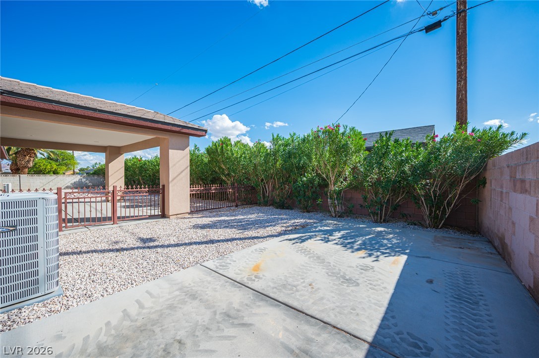 4727 East Boston Avenue Las Vegas NV 89104