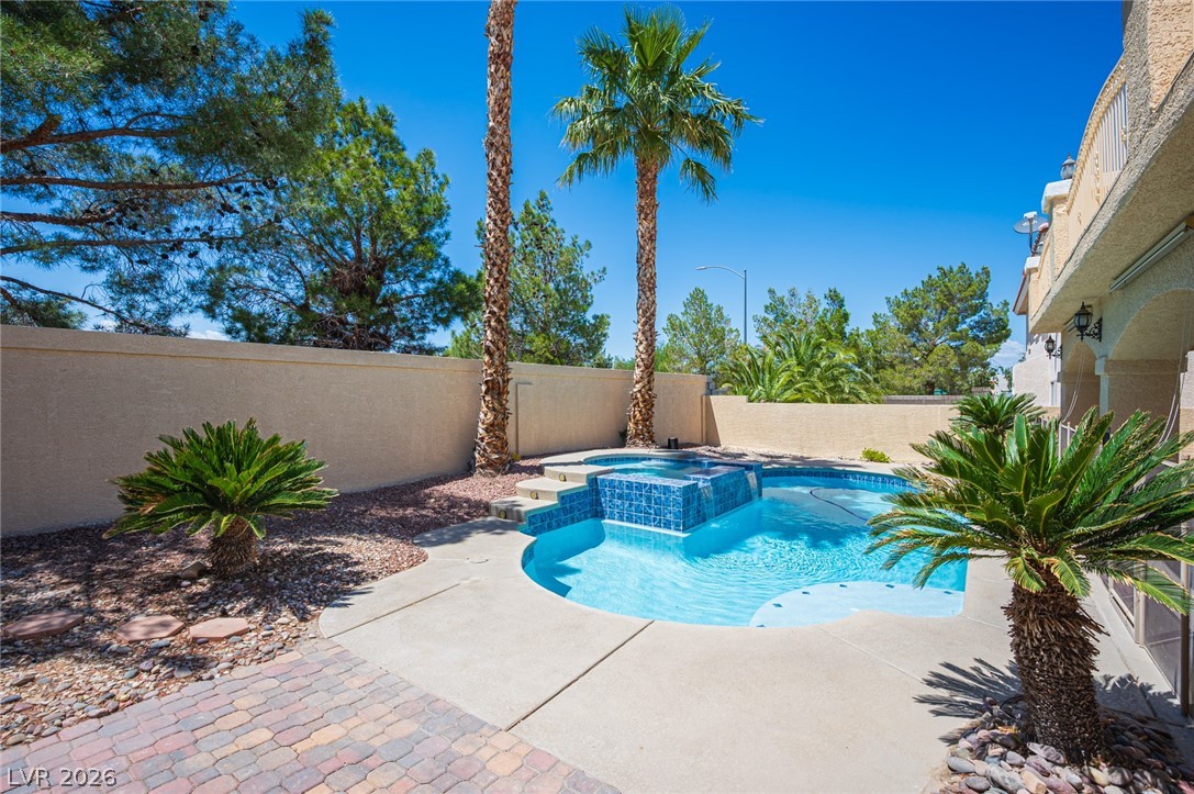 10761 Spruce Bough Street Las Vegas NV 89183