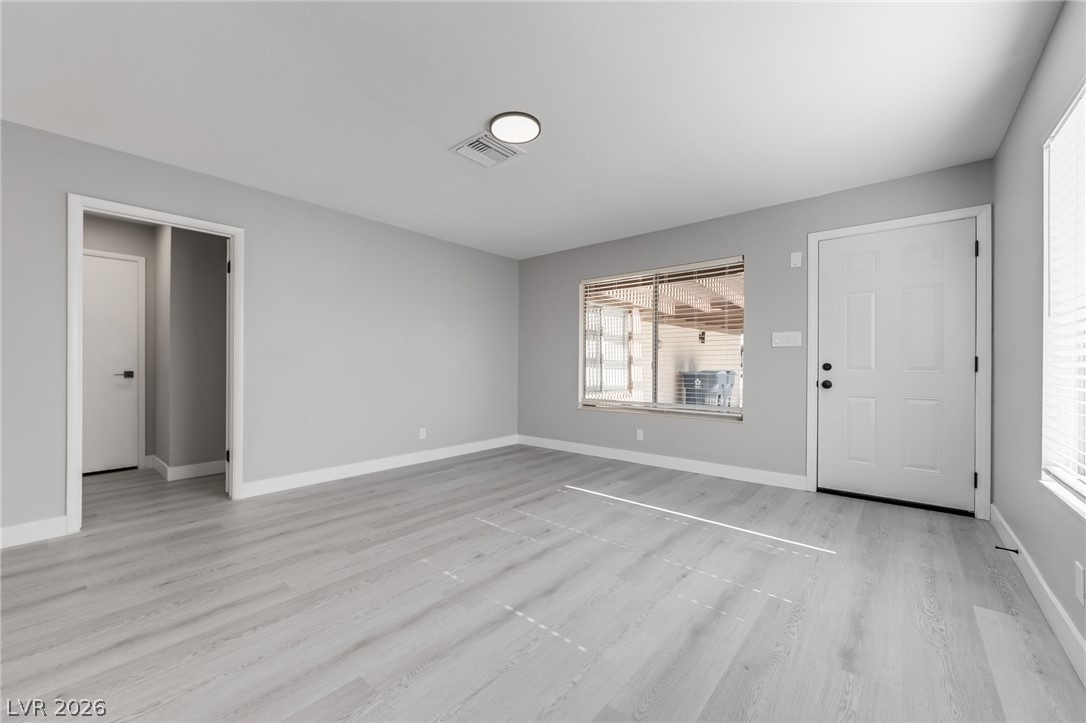 4339 Pinegrove Street Las Vegas NV 89147