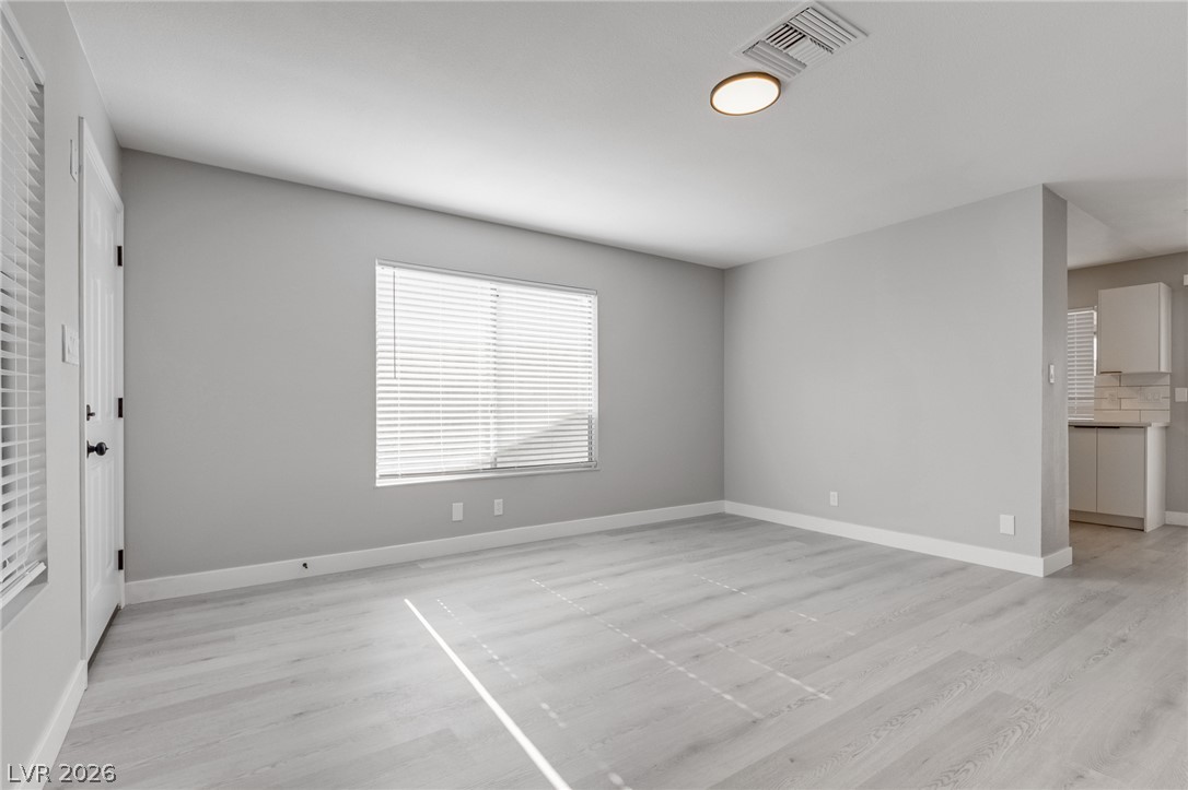 4339 Pinegrove Street Las Vegas NV 89147