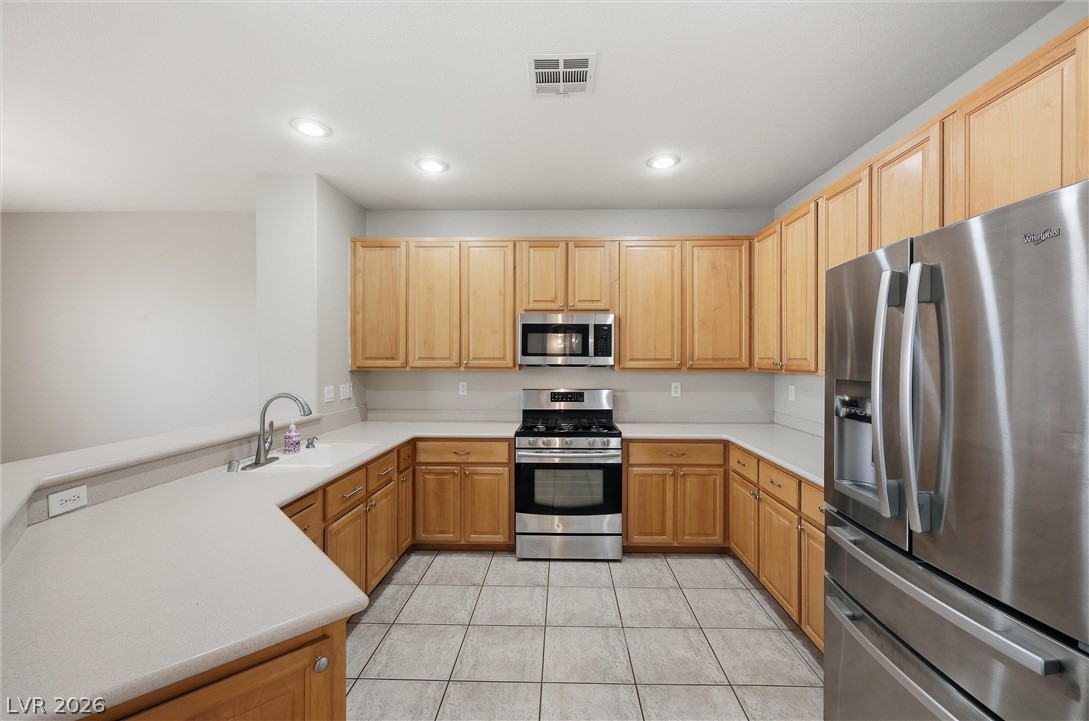 8637 Vivid Violet Avenue Las Vegas NV 89143