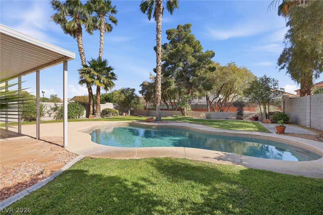 8637 Vivid Violet Avenue Las Vegas NV 89143