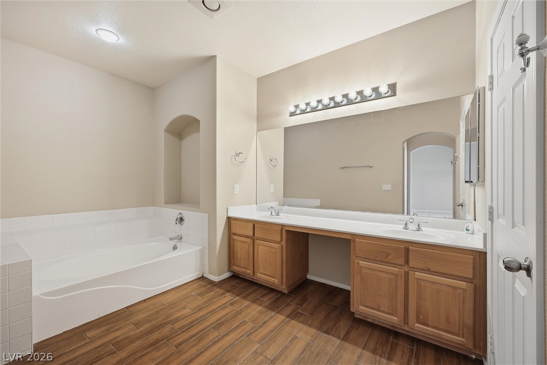 8637 Vivid Violet Avenue Las Vegas NV 89143
