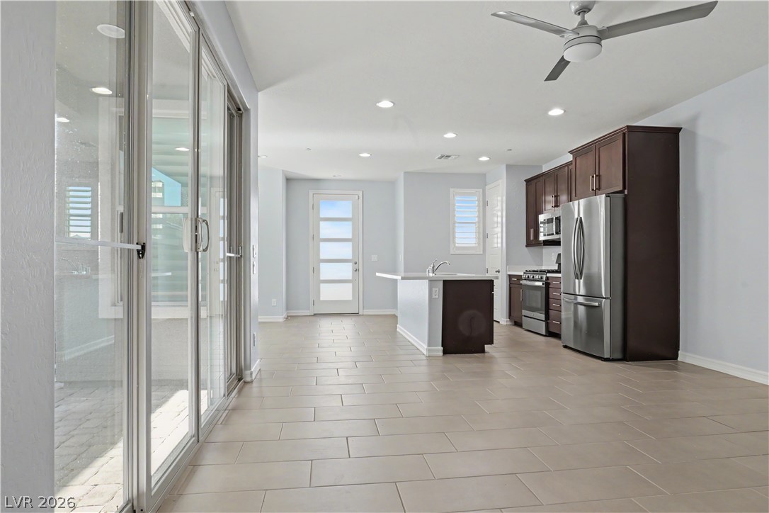 11681 Redwood Mountain Avenue Las Vegas NV 89138