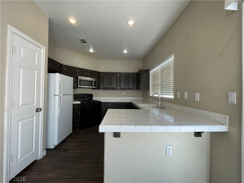 7873 Blue Brook Drive Las Vegas NV 89147