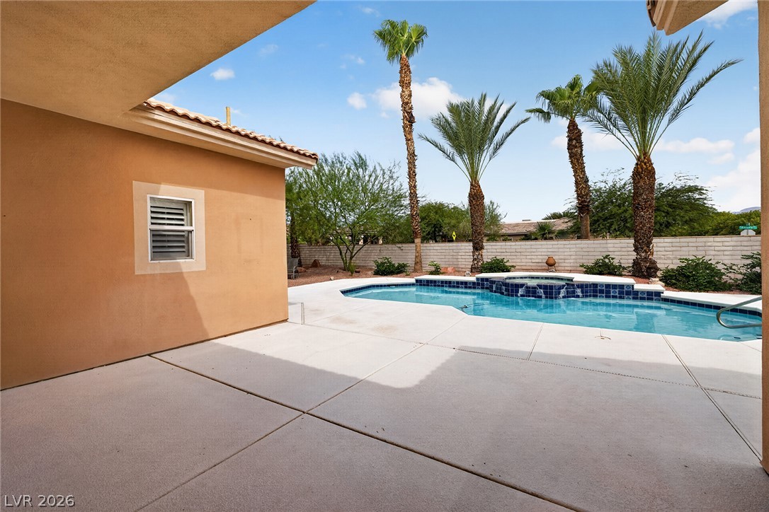 7712 Silver Wells Road Las Vegas NV 89149