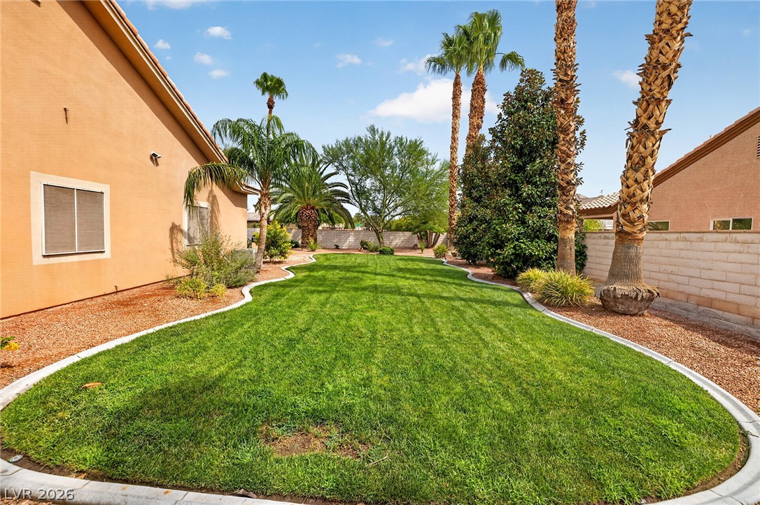 7712 Silver Wells Road Las Vegas NV 89149
