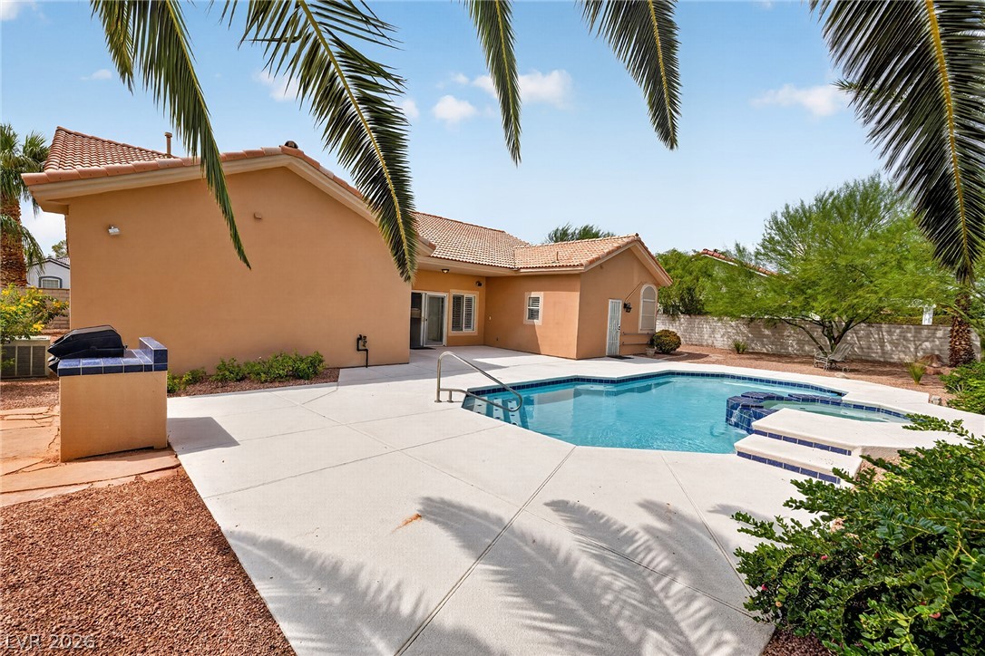 7712 Silver Wells Road Las Vegas NV 89149
