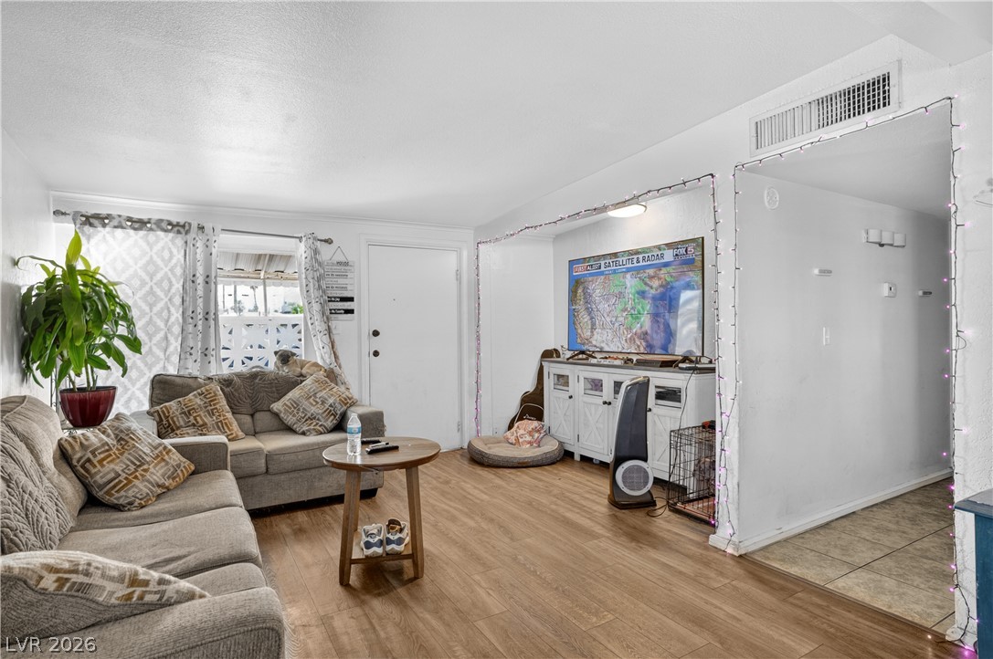 4686 Sheppard Drive Las Vegas NV 89122