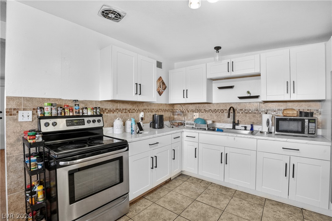4686 Sheppard Drive Las Vegas NV 89122