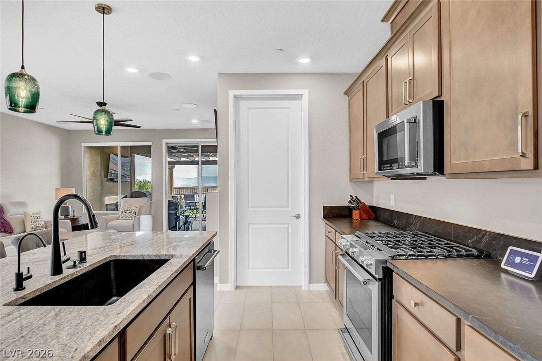 74 Lake Bluff Court Henderson NV 89011