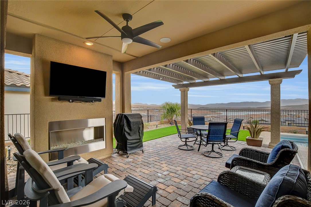74 Lake Bluff Court Henderson NV 89011