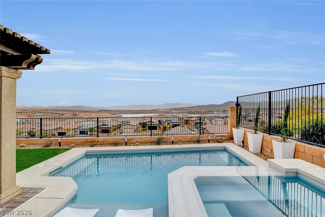 74 Lake Bluff Court Henderson NV 89011