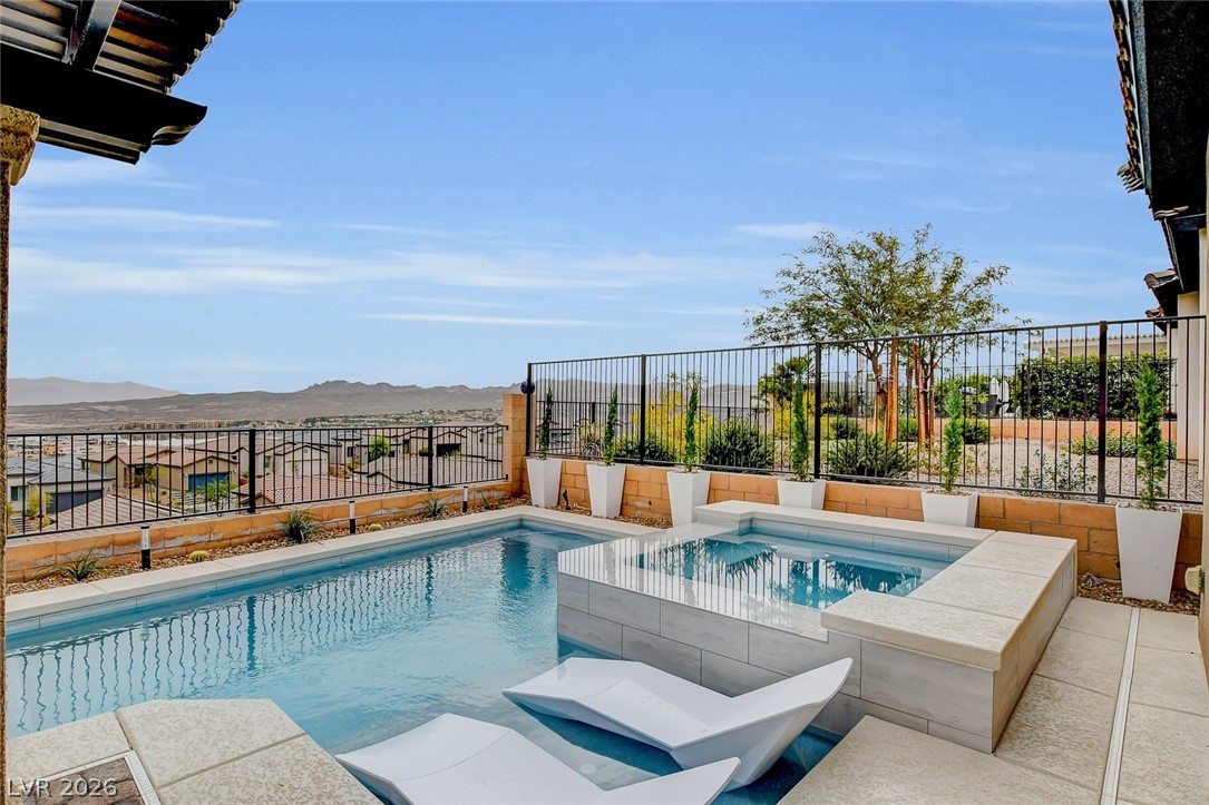 74 Lake Bluff Court Henderson NV 89011