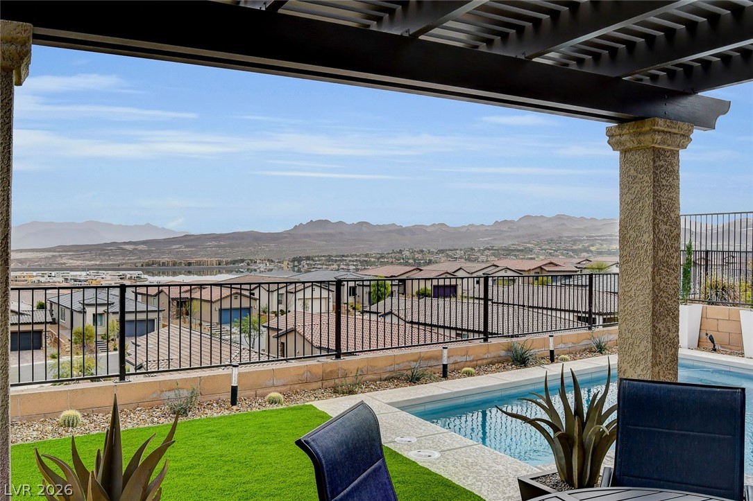 74 Lake Bluff Court Henderson NV 89011